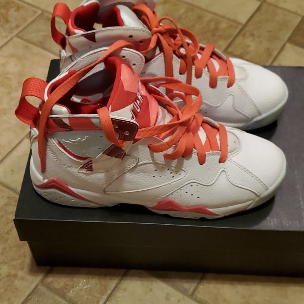 Sneakers - Picture 1 of 4
